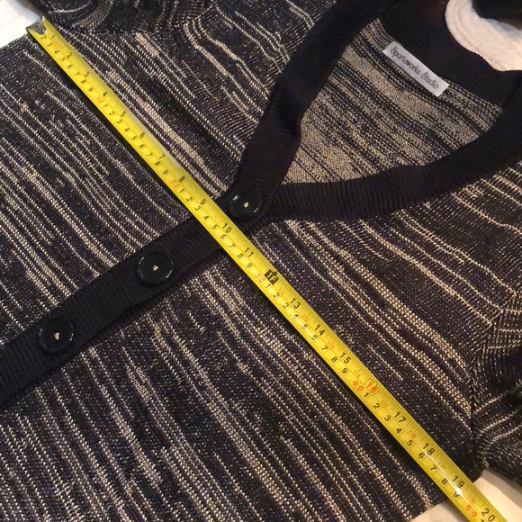 Sportsworks Studio Color block metallic gold threaded in black long cardigan - Picture 12 of 13